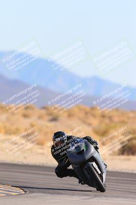 media/Jan-10-2025-CVMA Friday Practice (Fri) [[489e0da257]]/Group 4 and Trackday/Session 4 (Turn 16)/